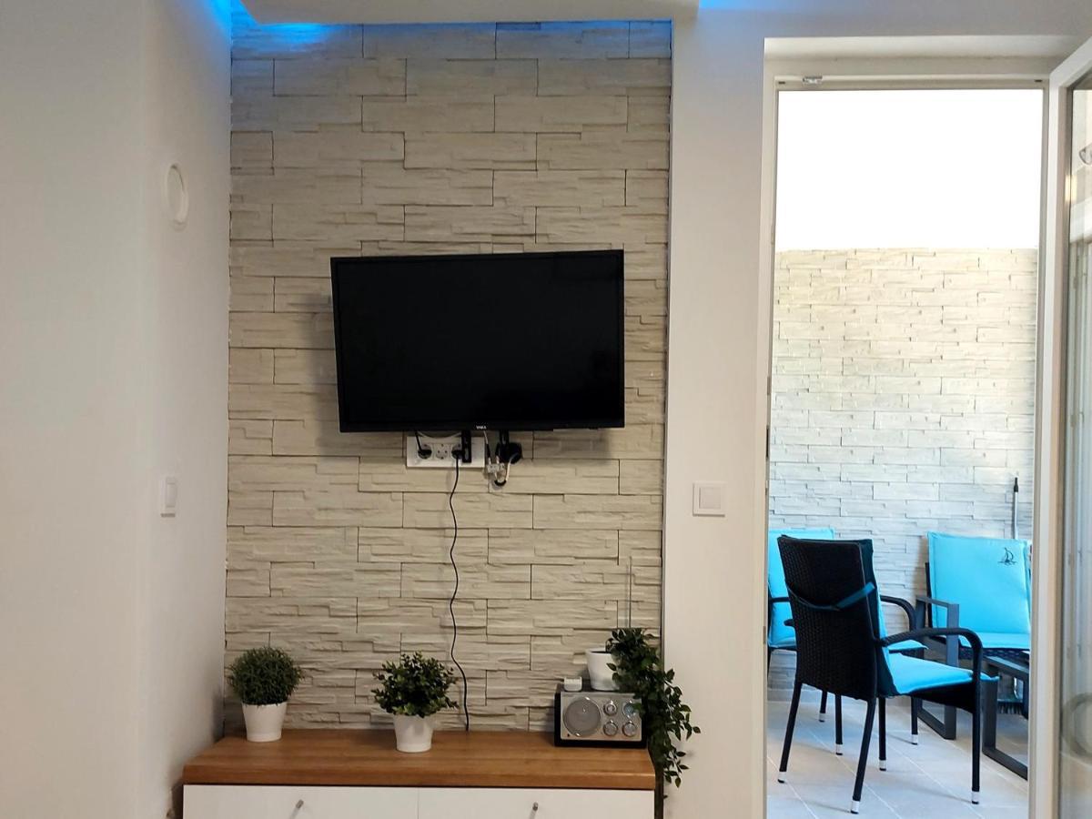 Apartman 1 波雷奇 外观 照片